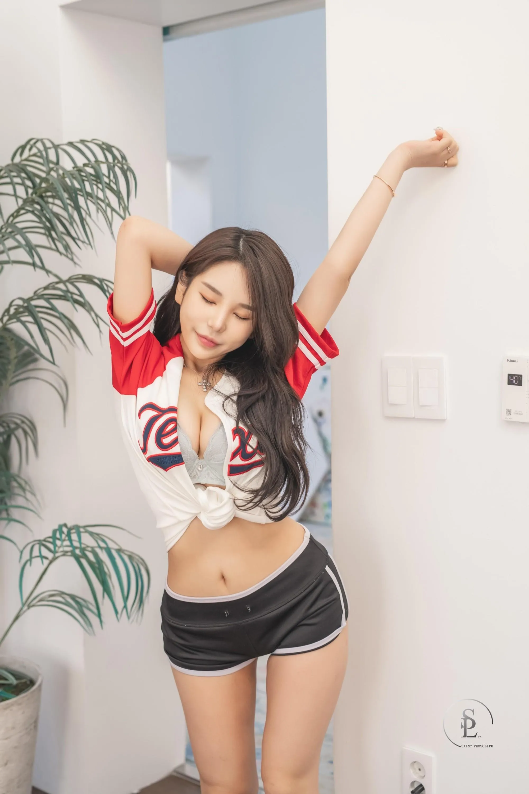 NO.011 SAINT Photolife – Zzyuri 쮸리 Vol.21 Homebody Party2 [55P]插图5